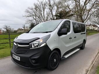 Vauxhall Vivaro Combi Van 1.6 CDTi 2900 BiTurbo ecoFLEX L2 H1 Euro 6 (s/s) 5dr (9 Seat)