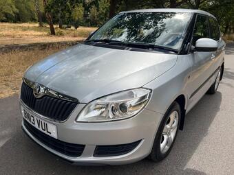 Skoda Fabia Hatchback 1.2 SE Euro 5 5dr