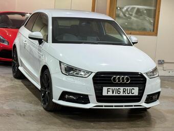 Audi A1 Hatchback 1.4 TFSI CoD Black Edition S Tronic Euro 6 (s/s) 3dr