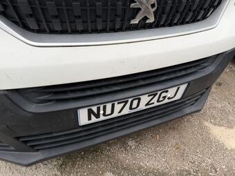 Peugeot Expert Panel Van 1.5 BlueHDi 1000 Professional Standard Panel Van MWB Euro 6 (s/s) 6dr