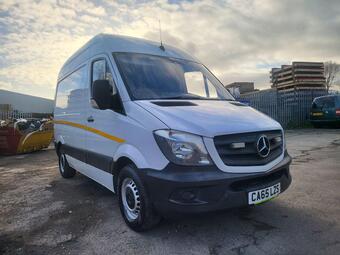 Mercedes-Benz Sprinter Panel Van 2.1 313 CDi RWD L1 H3 4dr