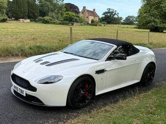 Aston Martin Vantage Convertible 6.0 V12 S Roadster Sportshift Euro 5 2dr