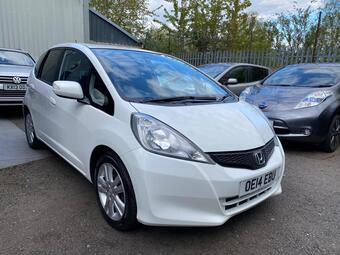 Honda Jazz Hatchback 1.4 i-VTEC ES Plus Euro 5 5dr