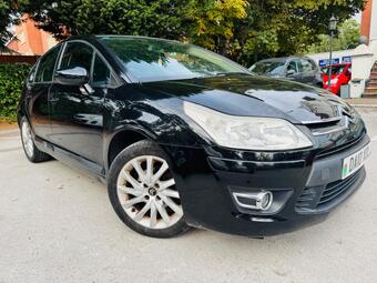 Citroen C4 Hatchback 1.6 HDi Exclusive EGS6 Euro 4 5dr