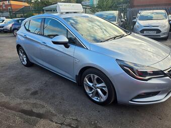 Vauxhall Astra Hatchback 1.4i Turbo SRi Nav Euro 6 5dr