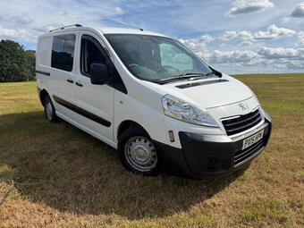 Peugeot Expert Tepee Combi Van 2.0 HDi Tepee Comfort L1 4dr
