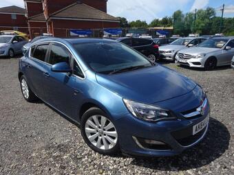 Vauxhall Astra Hatchback 2.0 CDTi ecoFLEX Elite Euro 5 (s/s) 5dr