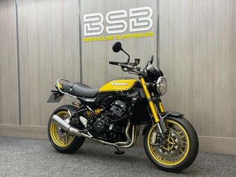 Kawasaki Z900 RS SE Roadster/Retro 900 Modern Classic Euro 5