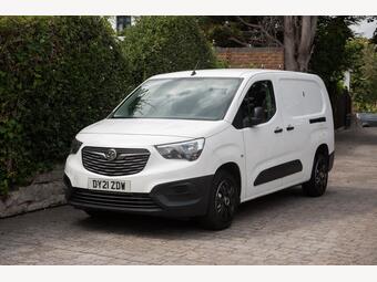 Vauxhall Combo Panel Van 1.5 Turbo D 2300 Dynamic L2 H1 Euro 6 4dr