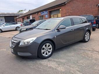 Vauxhall Insignia Estate 2.0 CDTi SE Sports Tourer Euro 5 5dr