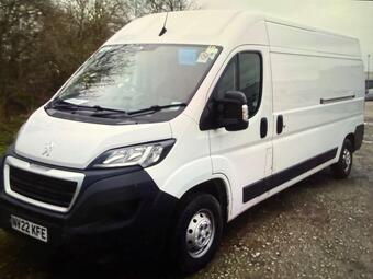 Peugeot Boxer Panel Van 2.2 BlueHDi 335 Professional L3 H2 Euro 6 (s/s) 5dr