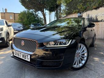 Jaguar XE Saloon 2.0d Portfolio Auto AWD Euro 6 (s/s) 4dr