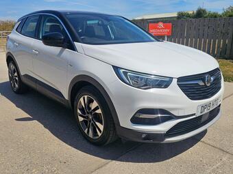 Vauxhall Grandland X SUV 1.2 Turbo Sport Nav Euro 6 (s/s) 5dr