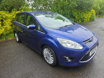 Ford Grand C-Max MPV 1.0T EcoBoost Titanium Euro 5 (s/s) 5dr