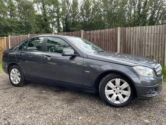 2010 C CLASS 1.8 C180 BLUEEFFICIENCY EXECUTIVE SE AUTO EURO 5 4DR 39 PHOTOS MERCEDES... photo