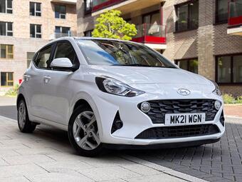 Hyundai i10 Hatchback 1.0 SE Connect Auto Euro 6 (s/s) 5dr