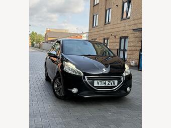 Peugeot 208 Hatchback 1.2 VTi Allure Euro 5 3dr