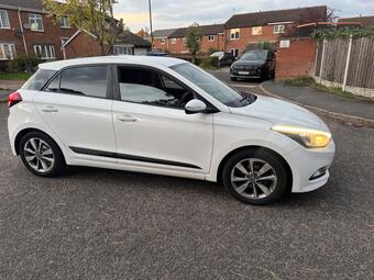 Hyundai i20 Hatchback 1.2 Premium Euro 6 5dr