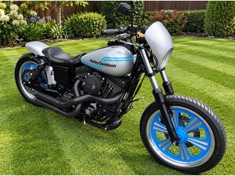 Harley-Davidson Dyna Custom Cruiser