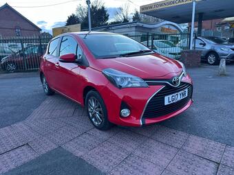 2017 YARIS 1.33 DUAL VVT I ICON EURO 6 5DR 32 PHOTOS TOYOTA YARIS... photo