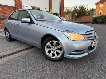 Mercedes-Benz C Class Saloon 1.6 C180 Executive SE G-Tronic+ Euro 6 (s/s) 4dr