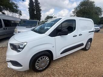 Vauxhall Combo Panel Van 1.6 Turbo D 2300 Sportive L1 H1 Euro 6 (s/s) 4dr