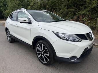 Nissan Qashqai SUV 1.2 DIG-T Tekna 2WD Euro 6 (s/s) 5dr
