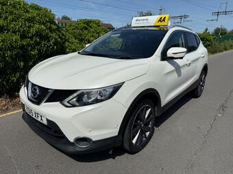 Nissan Qashqai SUV 1.6 dCi Tekna 2WD Euro 5 (s/s) 5dr