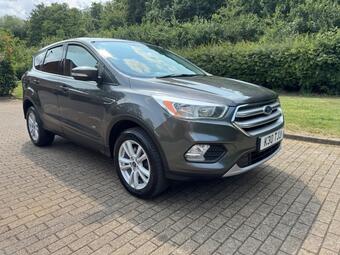 2017 KUGA 2.0 TDCI ECOBLUE ZETEC POWERSHIFT AWD EURO 6 S S 5DR 50... photo