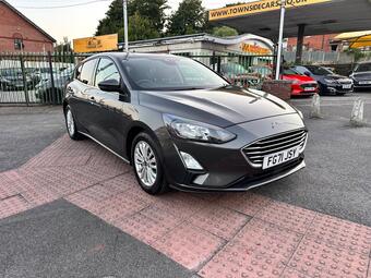 Ford Focus Hatchback 1.0T EcoBoost Titanium Edition Euro 6 (s/s) 5dr