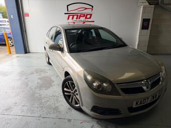 Vauxhall Vectra Hatchback 1.8 VVT SRi 5dr