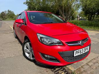 Vauxhall Astra Hatchback 1.6 16v SRi Auto Euro 5 5dr