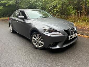 Lexus IS Saloon 2.5 300h Luxury E-CVT Euro 5 (s/s) 4dr