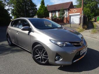 Toyota Auris Hatchback 1.6 V-Matic Icon Plus Euro 5 5dr
