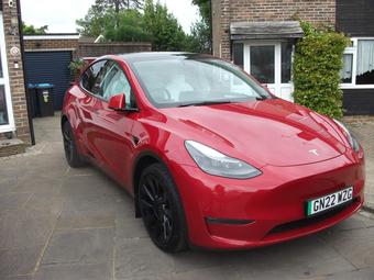 Tesla 2022 MY Long Range AWD 