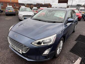 Ford Focus Hatchback 1.0T EcoBoost Titanium Euro 6 (s/s) 5dr