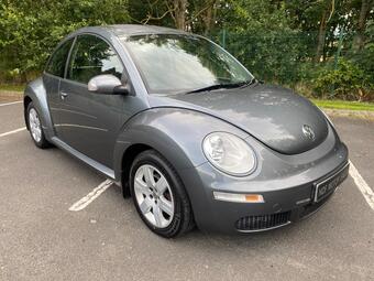 2010 BEETLE 1.6 EURO 4 3DR 36 PHOTOS 1 VIDEO VOLKSWAGEN BEETLE 1.6 EURO... photo