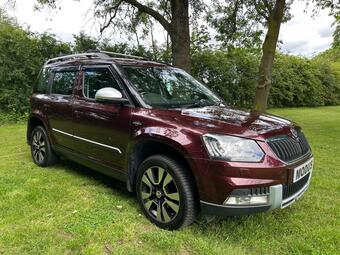 Skoda Yeti SUV 2.0 TDI Laurin & Klement Outdoor DSG 4WD Euro 5 5dr
