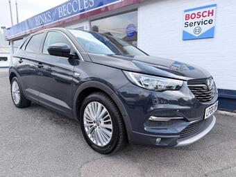 Vauxhall Grandland X SUV 1.2 Turbo Tech Line Nav Euro 6 (s/s) 5dr