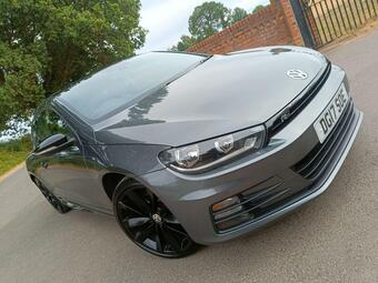 Volkswagen Scirocco Hatchback 2.0 TDI BlueMotion Tech R-Line Black Edition Euro 6 (s/s) 3dr