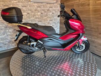 Lexmoto Aura 125 Scooter 125 CVT Euro 5