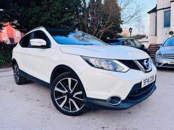 2014 QASHQAI 1.5 DCI TEKNA SUV 5DR DIESEL MANUAL 2WD EURO 5 S S... photo