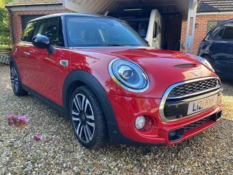 MINI Hatch Hatchback 2.0 Cooper S Steptronic Euro 6 (s/s) 3dr