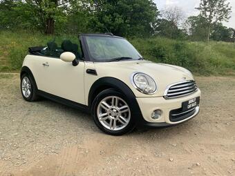 MINI Convertible Convertible 1.6 Cooper Euro 5 2dr