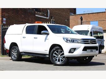Toyota Hilux Pickup 2.4 D-4D Invincible Auto 4WD Euro 6 (s/s) 4dr (TSS)
