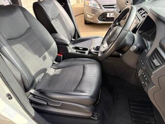 Nissan Leaf Hatchback 39kWh N-Connecta Auto 5dr