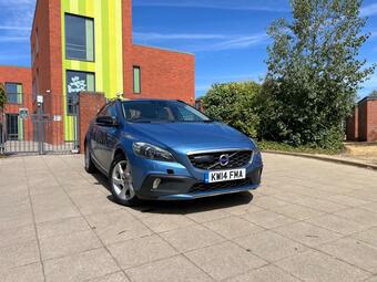 Volvo V40 Cross Country Hatchback 1.6 D2 Lux Nav Powershift Euro 5 (s/s) 5dr
