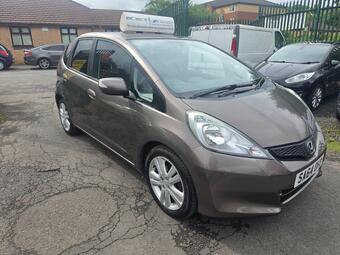 Honda Jazz Hatchback 1.4 i-VTEC ES Plus Euro 5 5dr