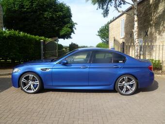 BMW M5 Saloon 4.4 V8 DCT Euro 6 (s/s) 4dr