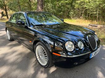 Jaguar S-Type Saloon 2.7D V6 SE 4dr